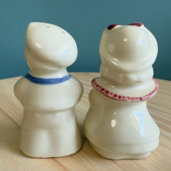 Vintage Shawnee 1930s Sailor Boy + Girl Ceramic Salt Pepper Shakers Set - Picture 3 of 9
